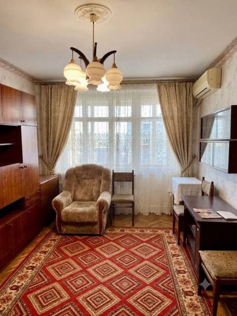 Продаётся 2комн квартира в Левобережном районе улица Февральская дом 46.
