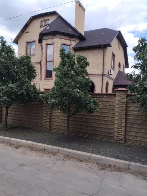 Продается дом 400 м2 10 соток