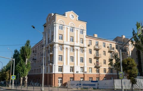 Продажа 2х ккв "Сталинка", Драмтеатр