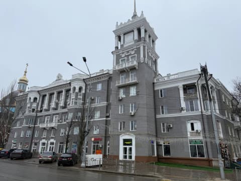 Продается 3-комнатная кв. в центре Мариуполя