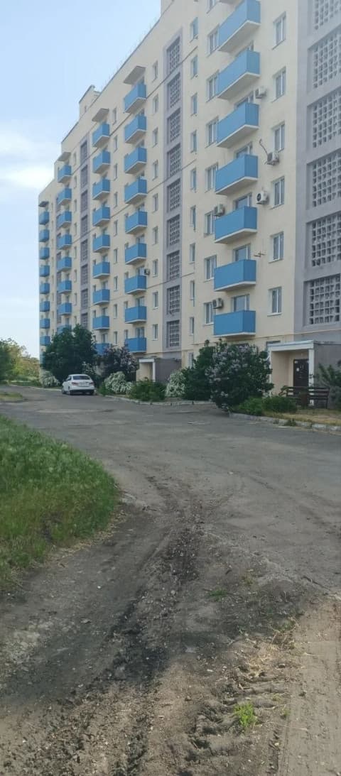Купить 1 квартиру вторичку в Мариуполе Таганрогская, 255 ЖМР Восточный