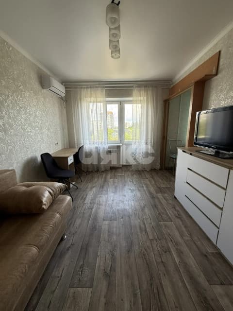Продаётся 2-х комнатная квартира в Приморском районе