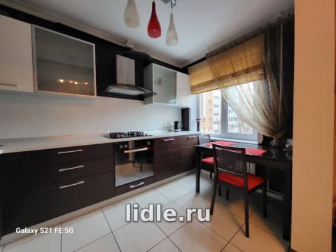 Сдам крупногабаритную 2 к кв-ру в Центре, пр-кт Ленина!!