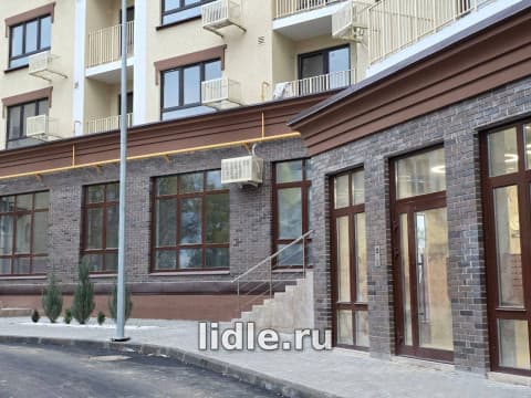 2 комнатная квартира. Центр. Дом с часами. Мариуполь