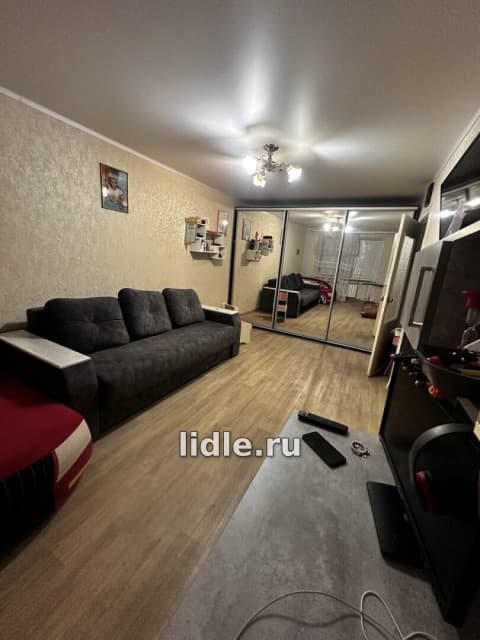 Продается однокомнатная квартира в Ильичевском районе